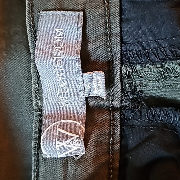 Wit & Wisdom Cargo Pants Khaki Green 4 Front & 2 Back Flap Pockets Size 6 - Picture 5 of 7